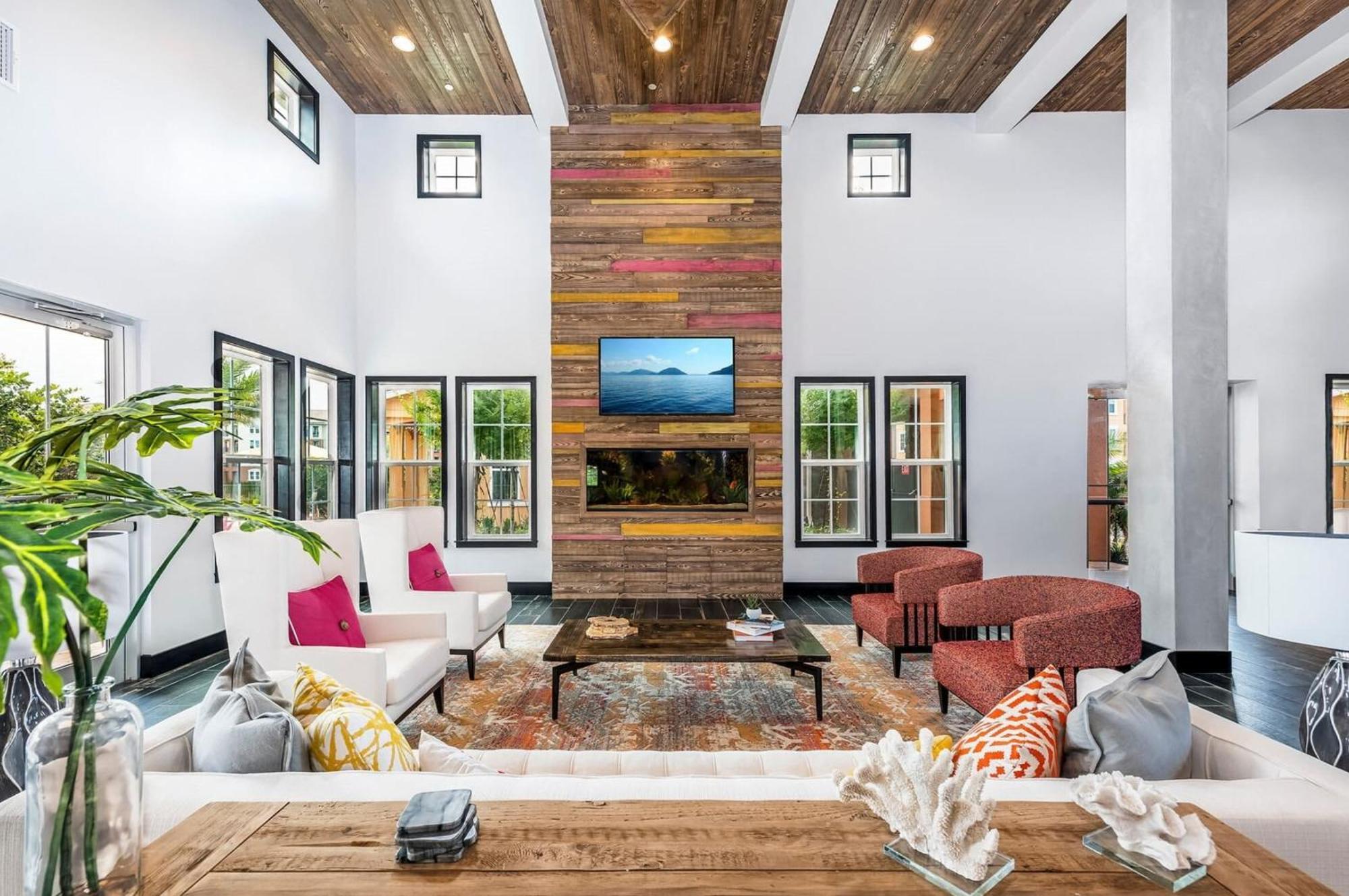 Apartamento Entire King Bed, Pets Welcome, 15 Min To Parks, Resort-style Amenities *