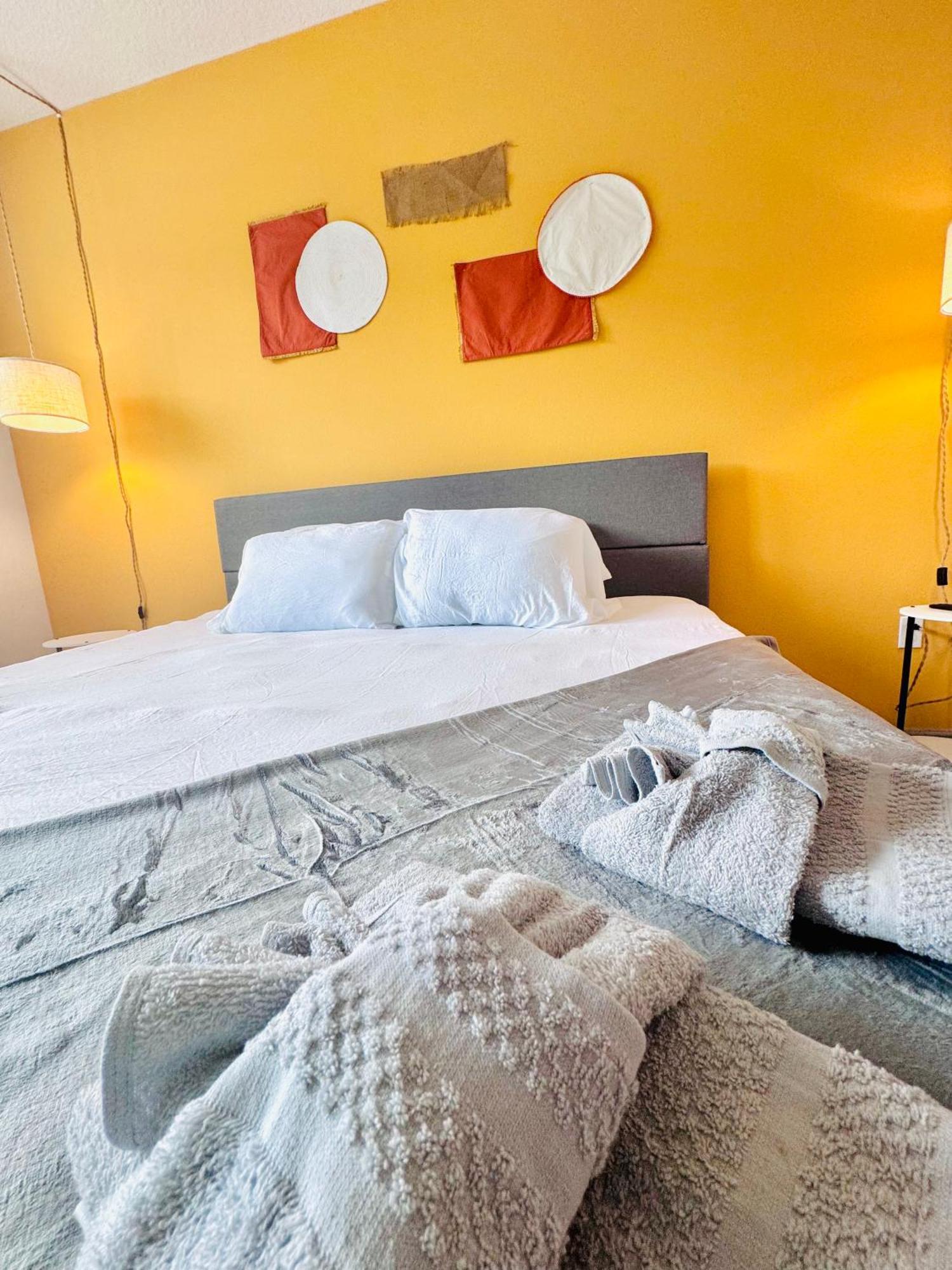 Apartamento Entire King Bed, Pets Welcome, 15 Min To Parks, Resort-style Amenities *