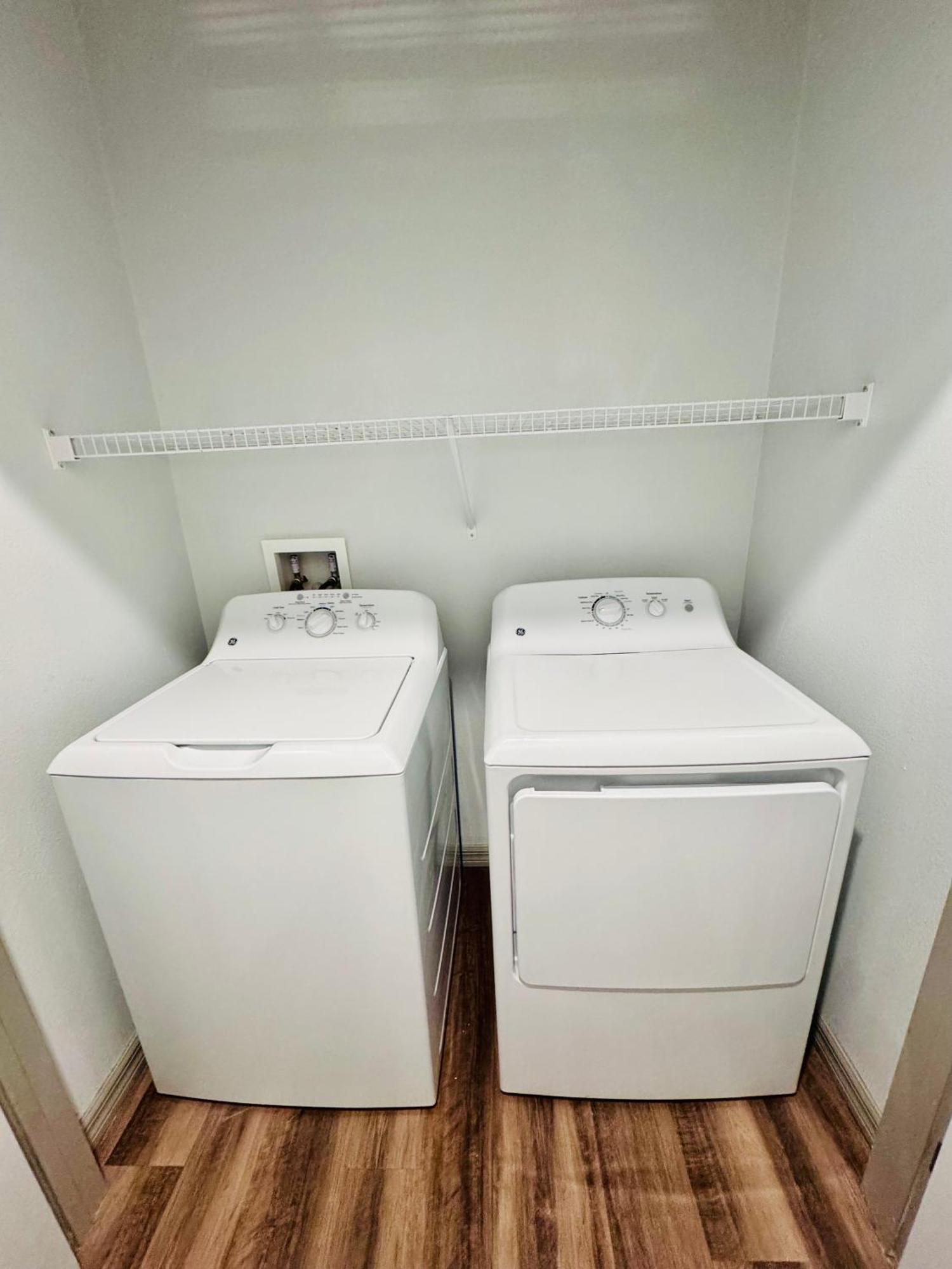 Entire King Bed, Pets Welcome, 15 Min To Parks, Resort-style Amenities Apartamento Kissimmee